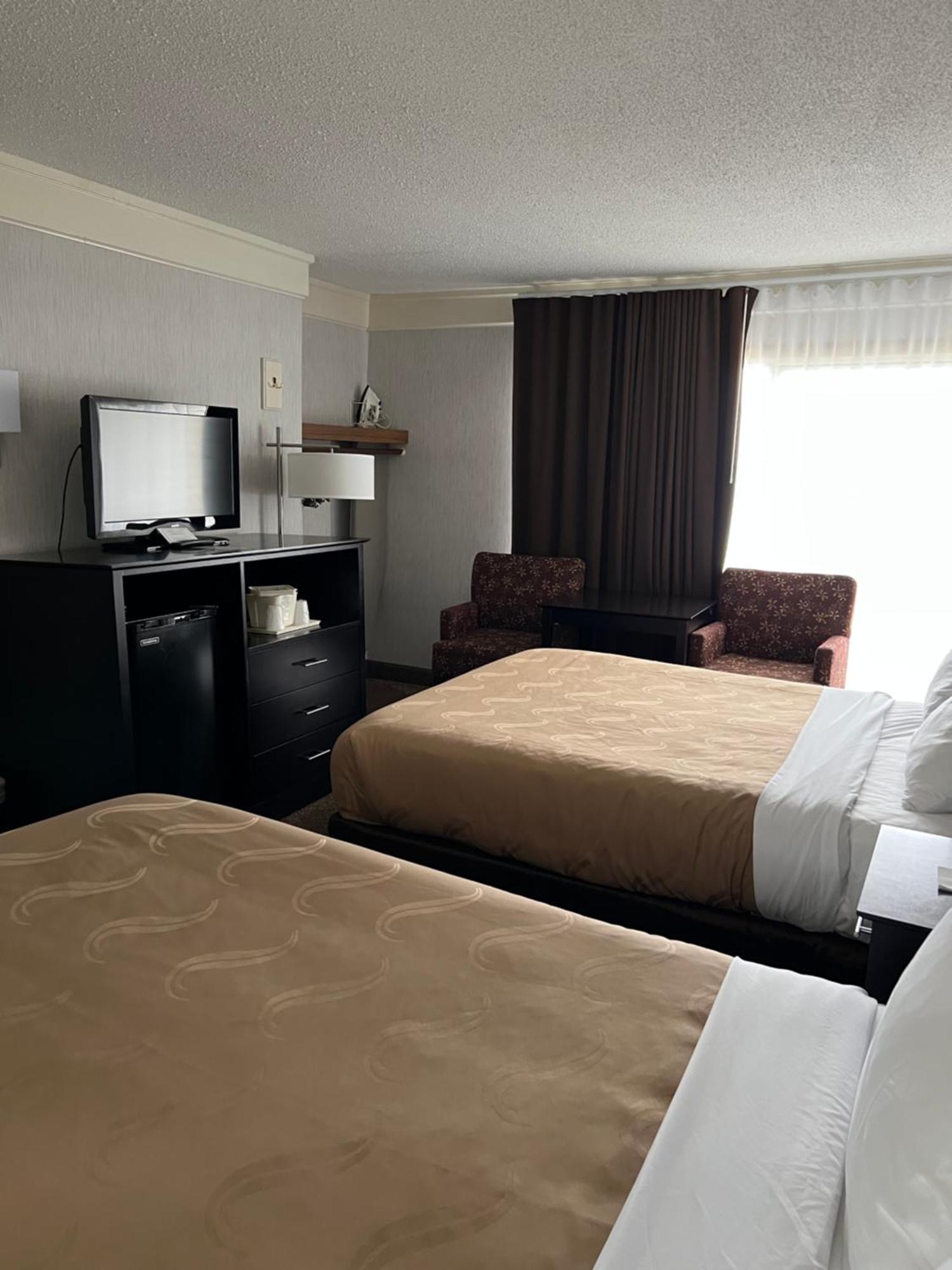 Quality Inn Lakefront Saint Ignace Kültér fotó