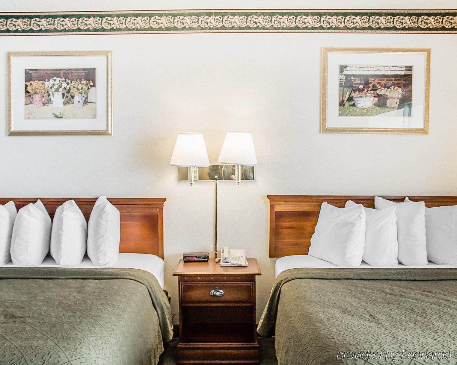 Quality Inn Lakefront Saint Ignace Kültér fotó